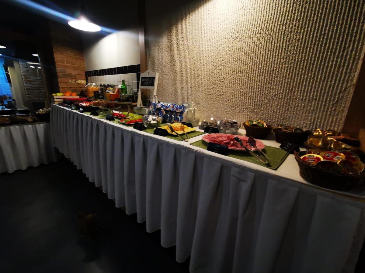 Hotel U Cisare Iii. Mělník Esterno foto