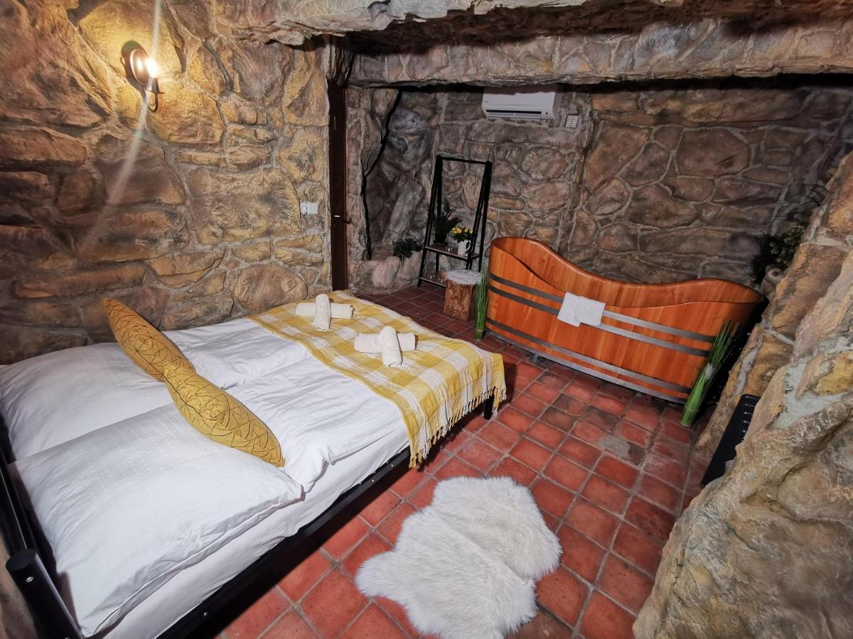 Hotel U Cisare Iii. Mělník Esterno foto