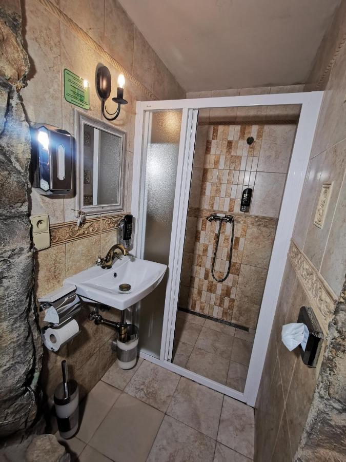 Hotel U Cisare Iii. Mělník Esterno foto